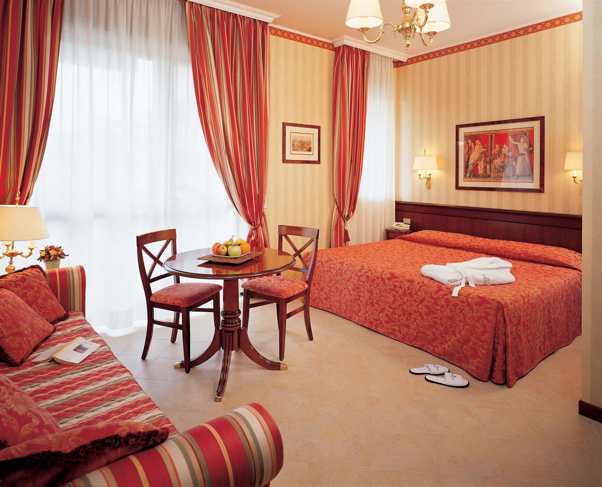 Apart-hotel & Contessa Jolanda 4*